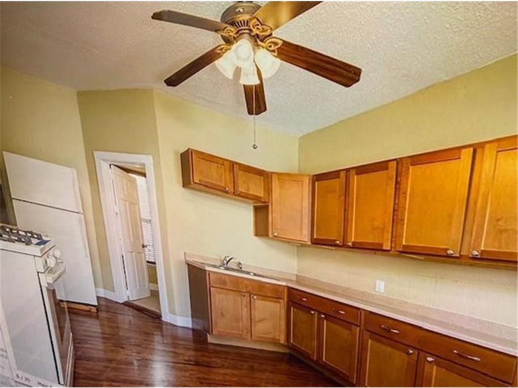 616 Monroe Street NE Minneapolis MN 55413 7001881 image19