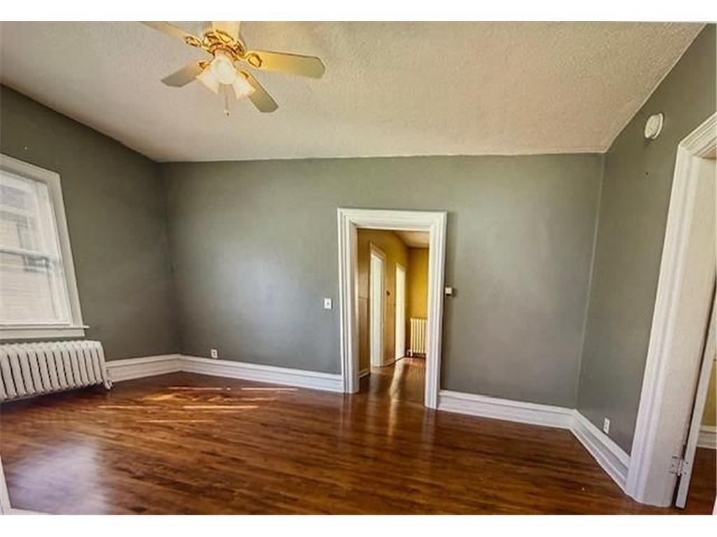 616 Monroe Street NE Minneapolis MN 55413 7001881 image23