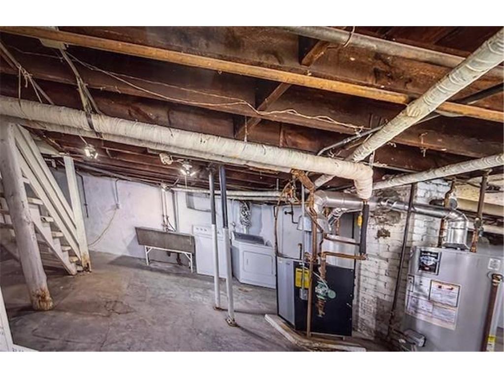 616 Monroe Street NE Minneapolis MN 55413 7001881 image7