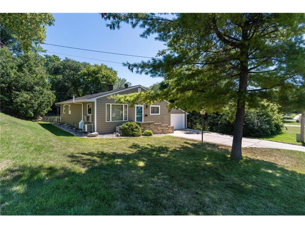 616 N Buse Street Fergus Falls Twp MN 56537 6326194 image1