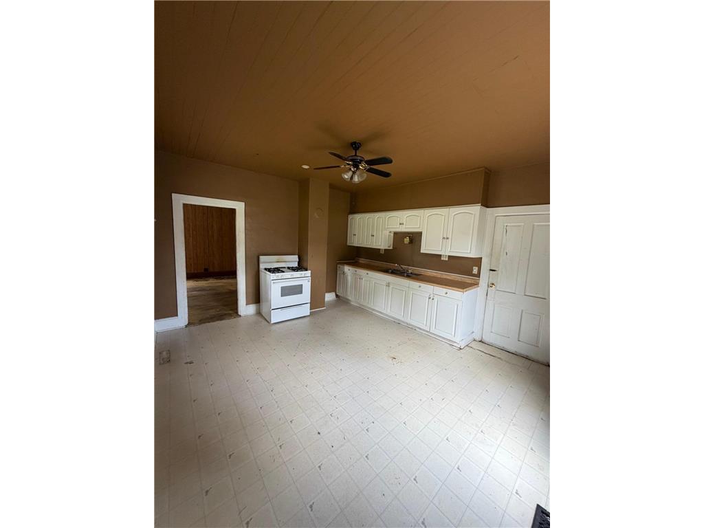 616 N Dewey Street Fairmont MN 56031 7110801 image3