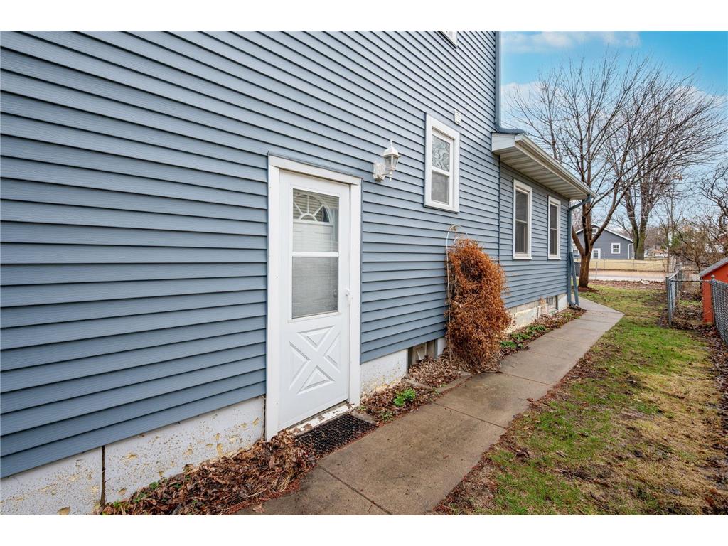 616 Range Street North Mankato MN 56003 7047960 image7