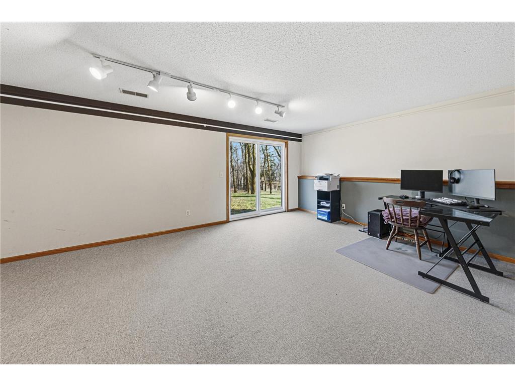 616 Ridge Road Henderson MN 56044 7045310 image17