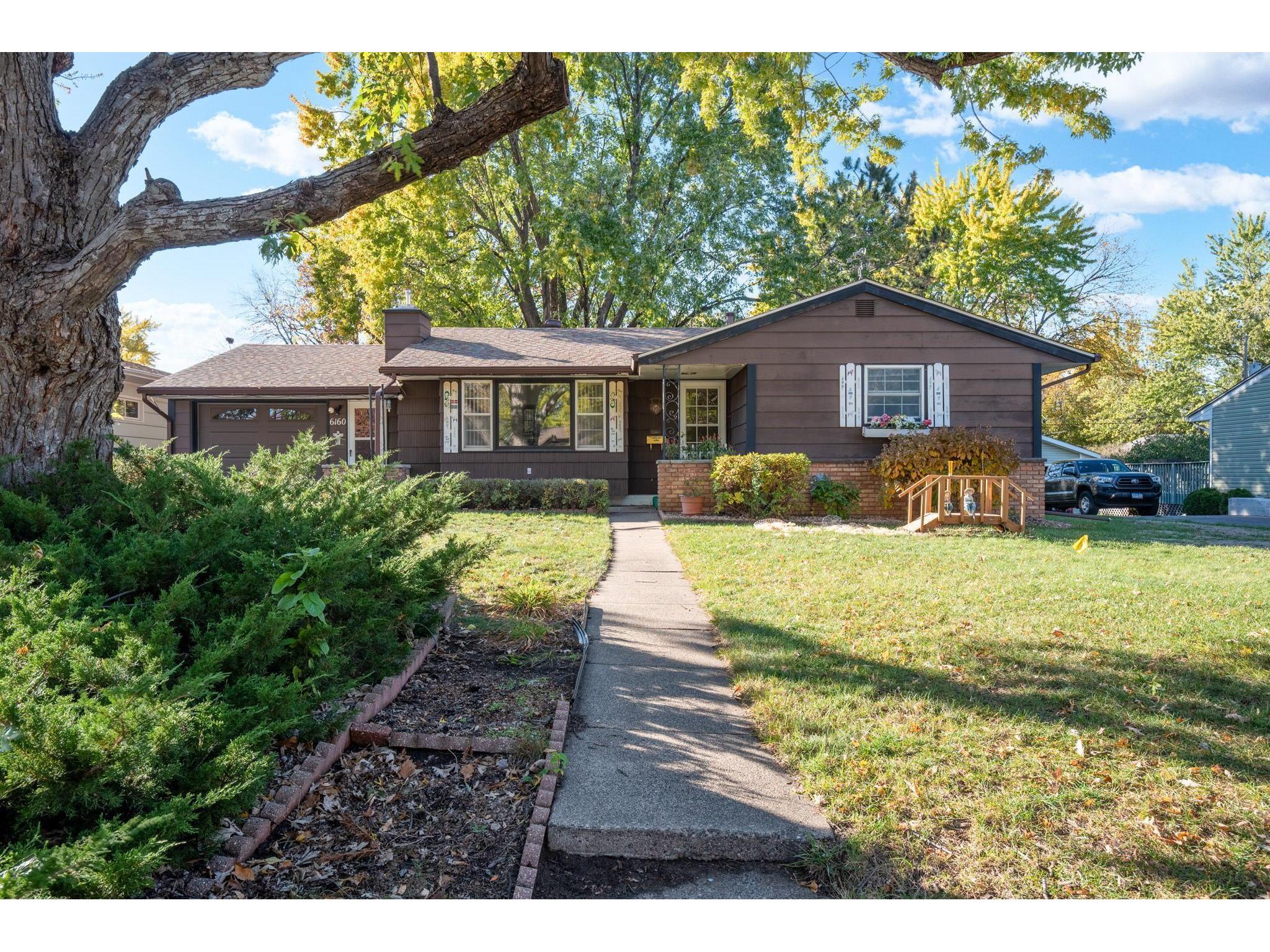 6160 Trinity Drive NE Fridley MN 55432 6116000 image1