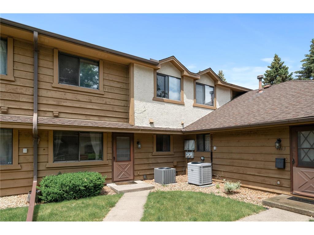 6165 78th Avenue N Brooklyn Park MN 55443 6550246 image1