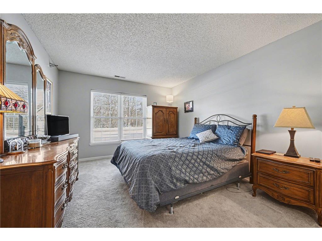 6165 Chasewood Parkway #1 Minnetonka MN 55343 7046669 image12