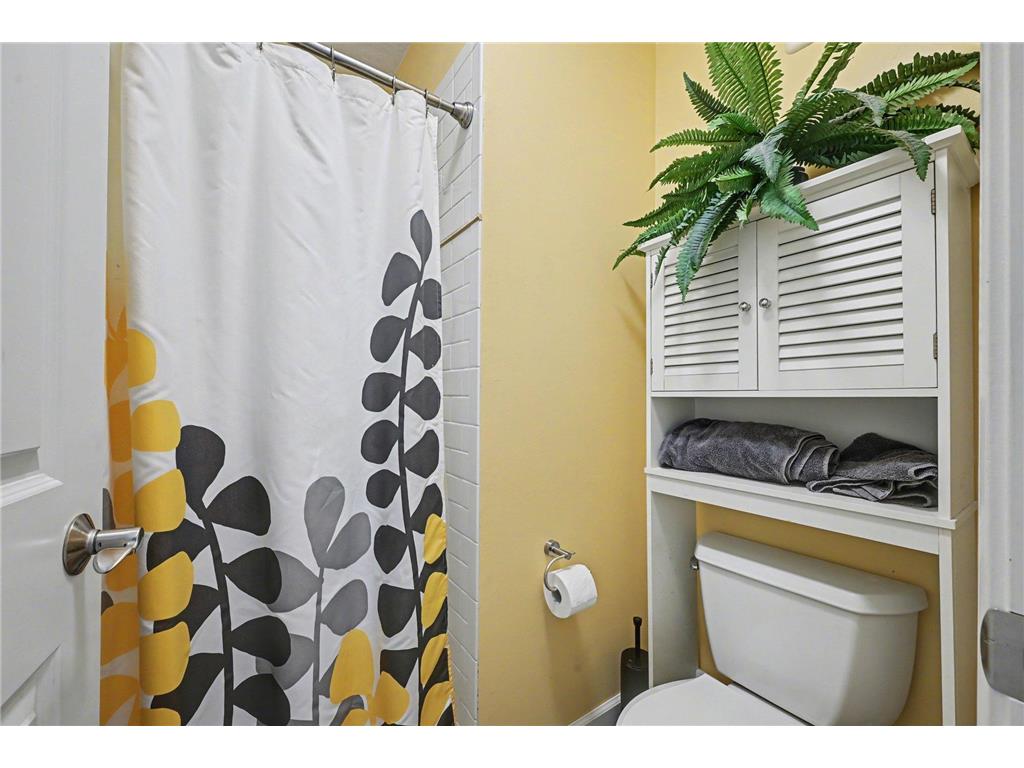 6165 Chasewood Parkway #1 Minnetonka MN 55343 7046669 image15