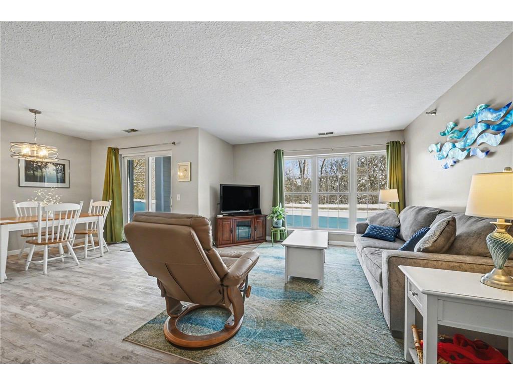 6165 Chasewood Parkway #1 Minnetonka MN 55343 7046669 image2