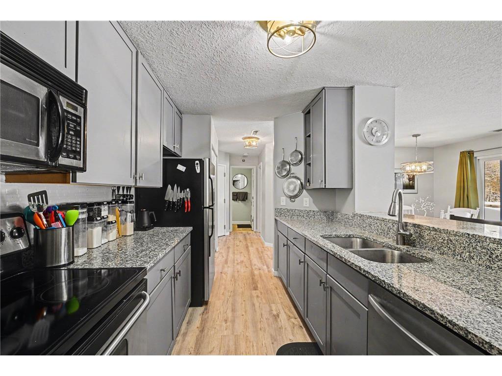 6165 Chasewood Parkway #1 Minnetonka MN 55343 7046669 image9