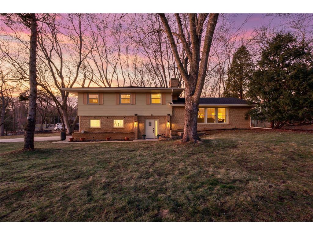 6165 Pleasant Avenue Shorewood MN 55331 7046797 image1