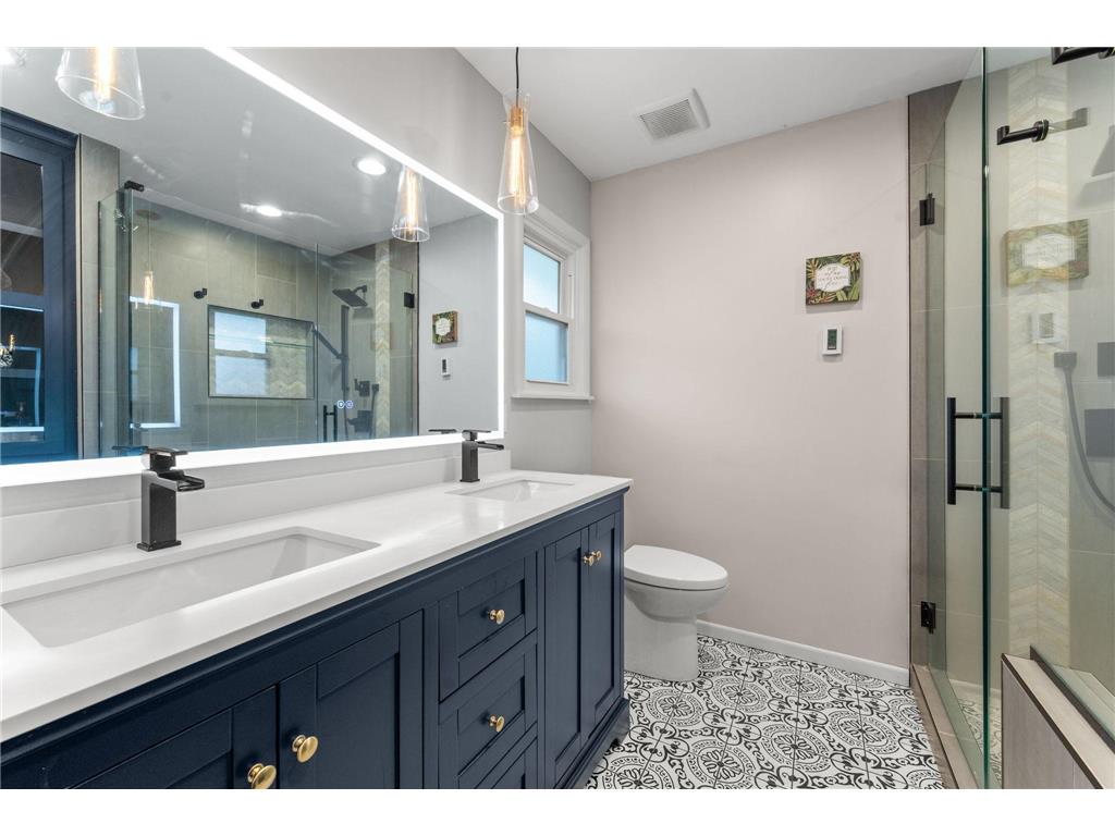 6165 Pleasant Avenue Shorewood MN 55331 7046797 image27
