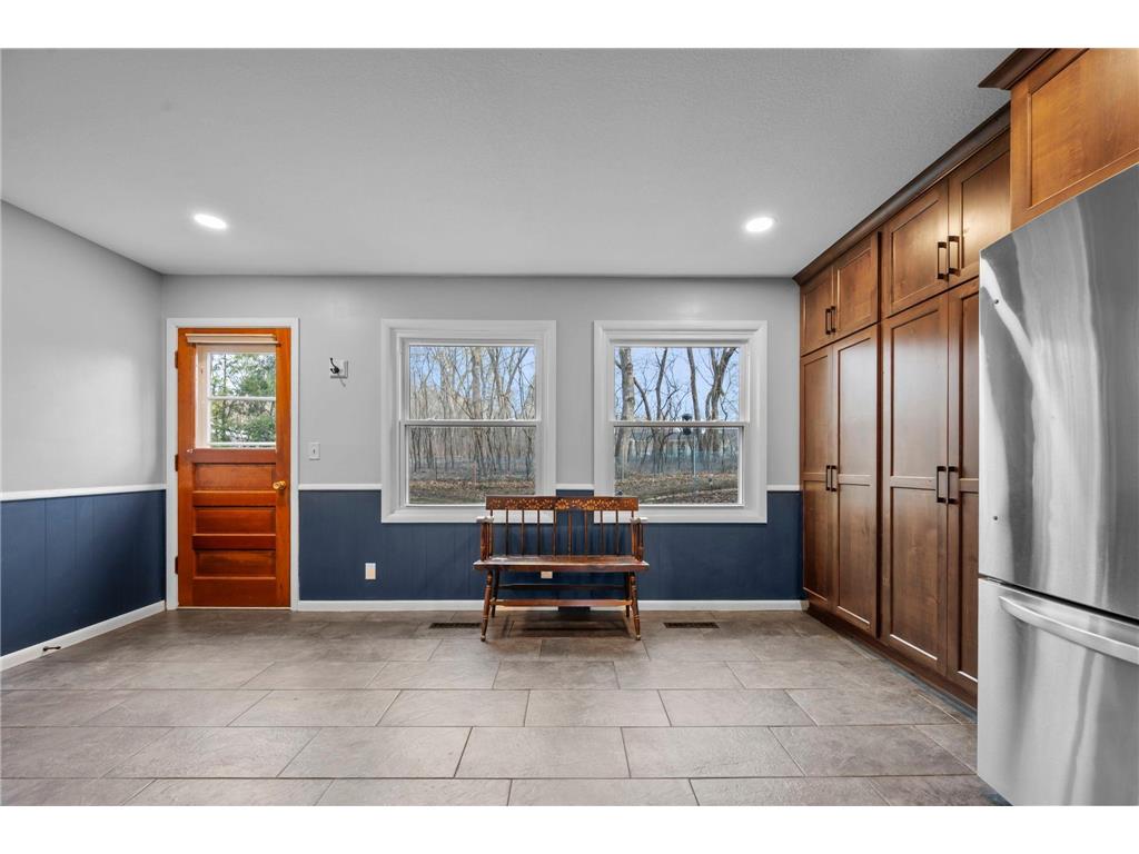 6165 Pleasant Avenue Shorewood MN 55331 7046797 image38