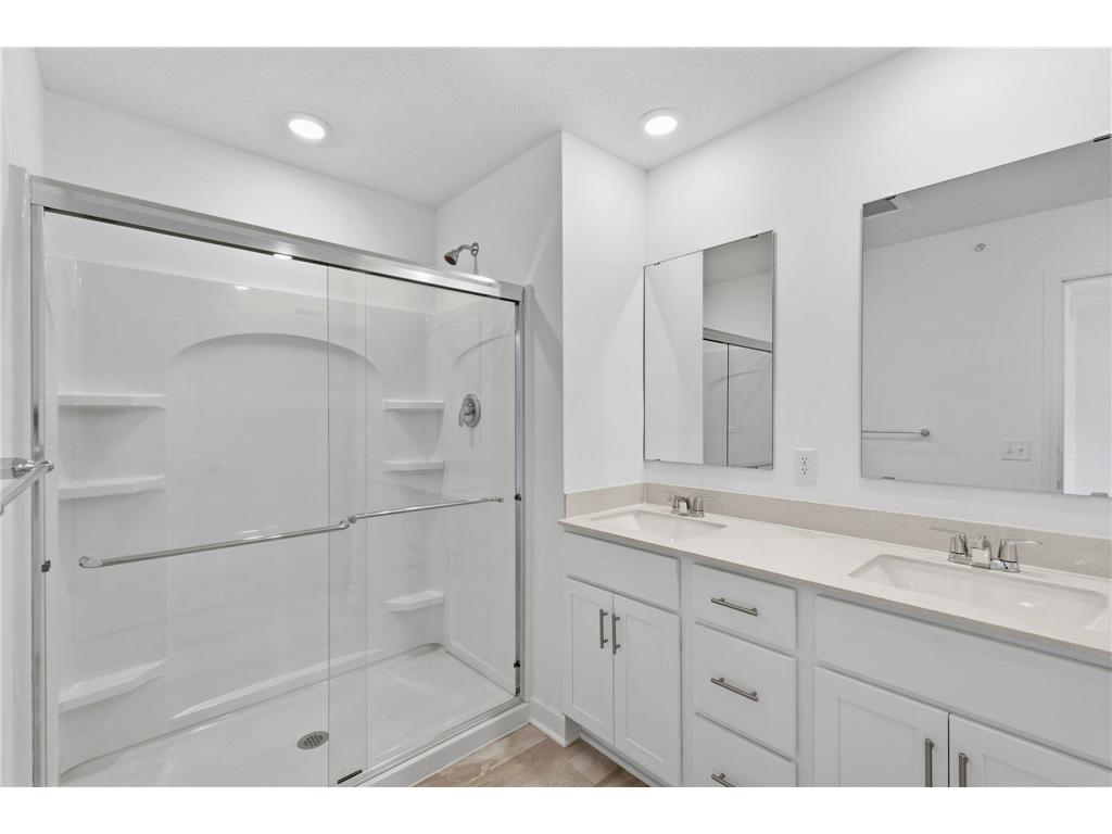 6167 205th Cove N Forest Lake MN 55025 7085993 image11