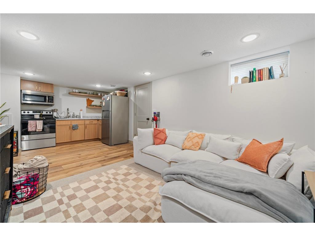 617 10th Avenue W Alexandria MN 56308 7048240 image29