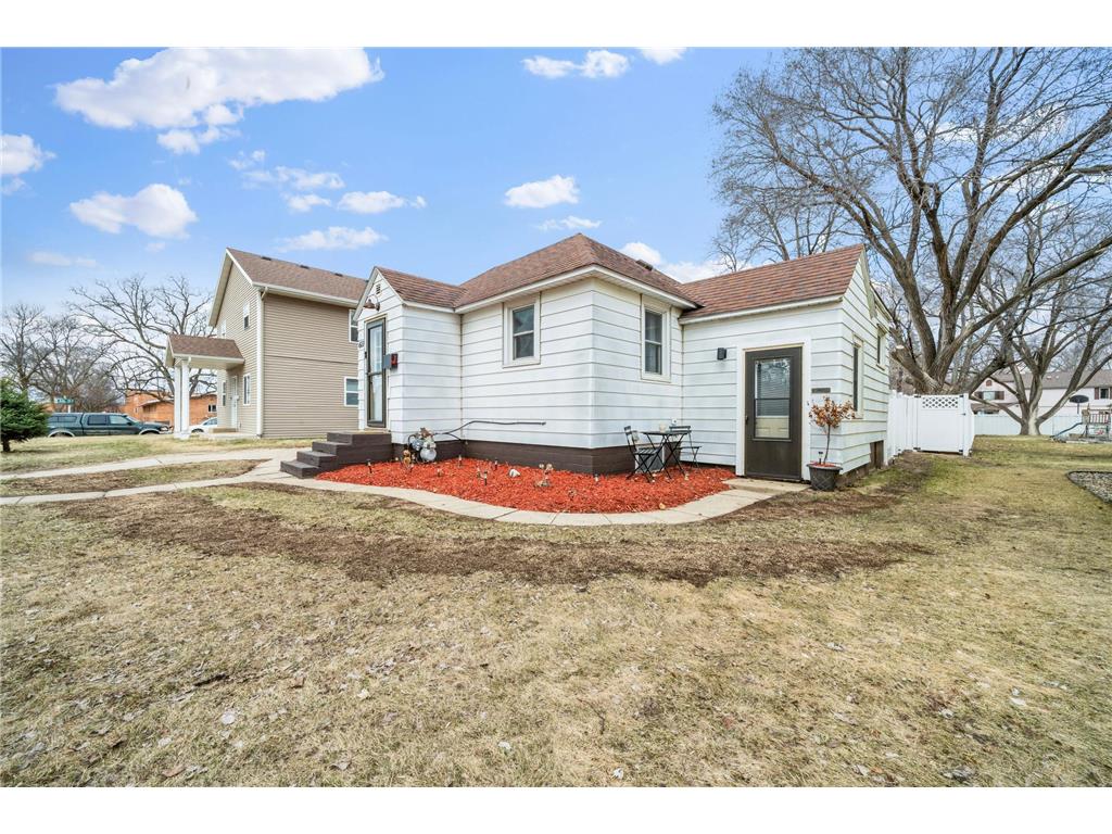 617 10th Avenue W Alexandria MN 56308 7048240 image34