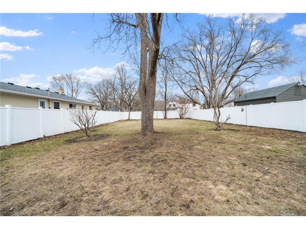 617 10th Avenue W Alexandria MN 56308 7048240 image37