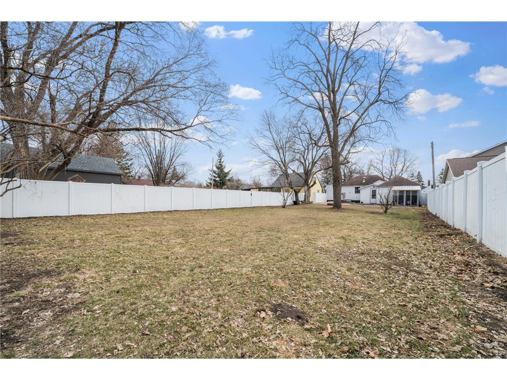 617 10th Avenue W Alexandria MN 56308 7048240 image39