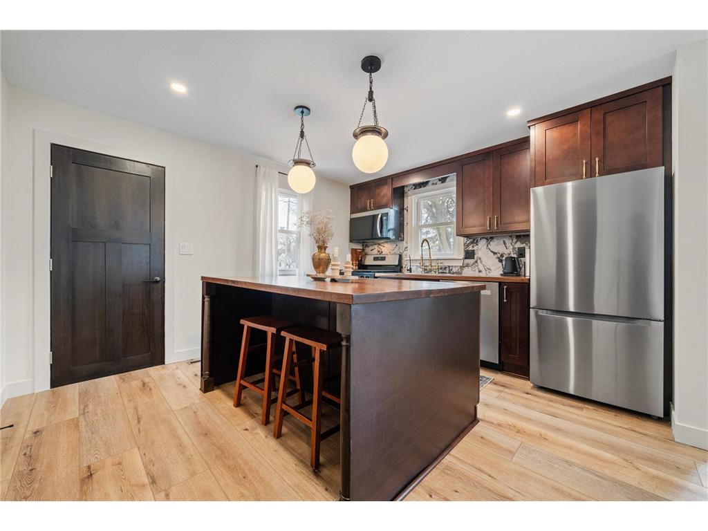 617 10th Avenue W Alexandria MN 56308 7048240 image8