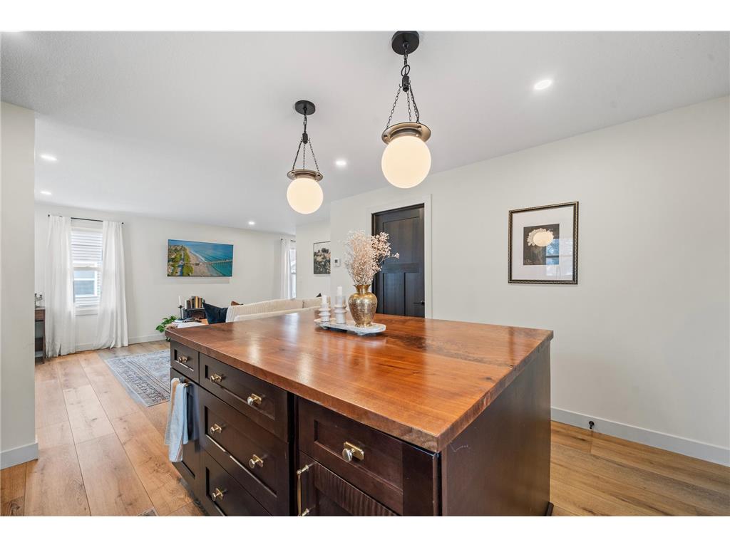 617 10th Avenue W Alexandria MN 56308 7048240 image9