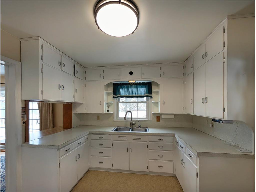 617 12th Avenue Clarkfield MN 56223 7023929 image4