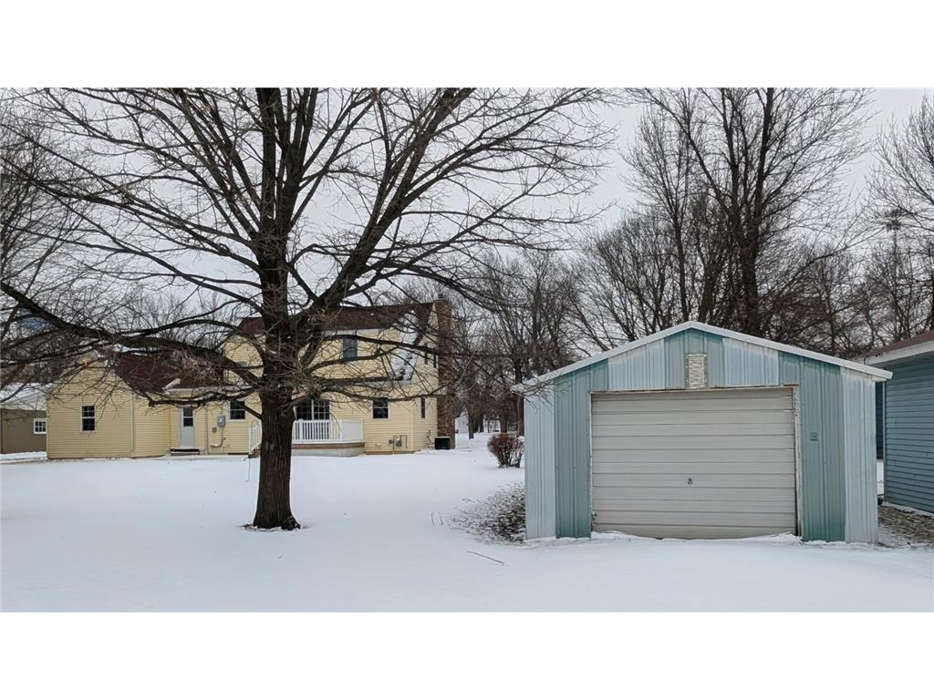 617 12th Avenue Clarkfield MN 56223 7023929 image40