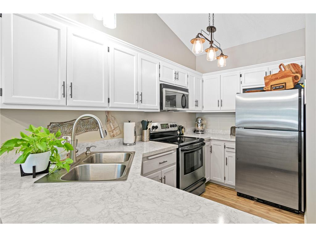 617 86th Lane NW Coon Rapids MN 55433 7084086 image6