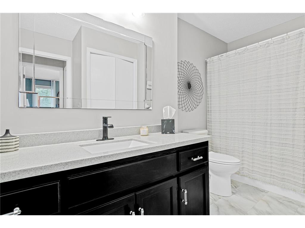617 86th Lane NW Coon Rapids MN 55433 7084086 image9