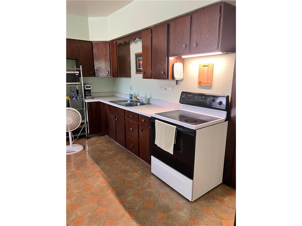 617 W 3rd Street Madison MN 56256 7084703 image18