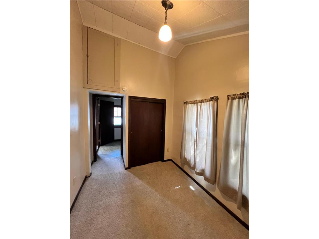 617 W 3rd Street Madison MN 56256 7084703 image3
