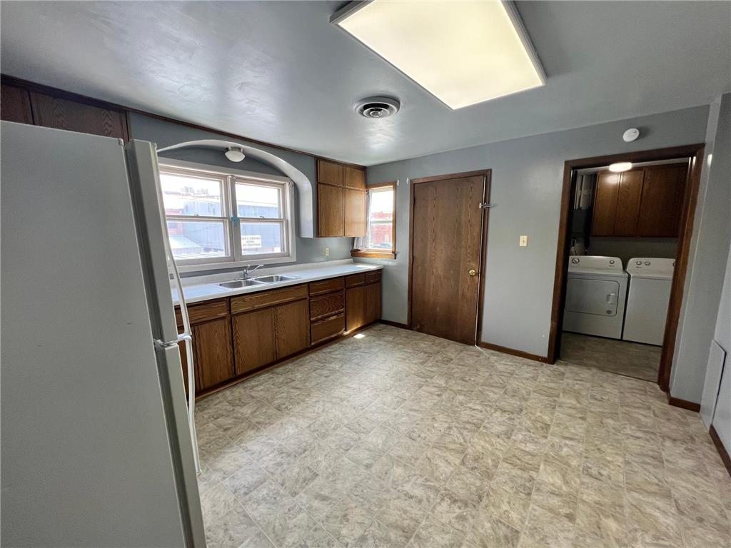 617 W 3rd Street Madison MN 56256 7084703 image8