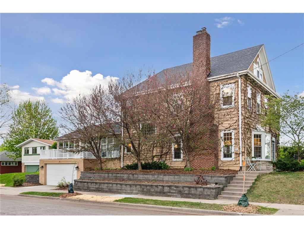 617 E 61st Street Minneapolis MN 55417 6705385 image1