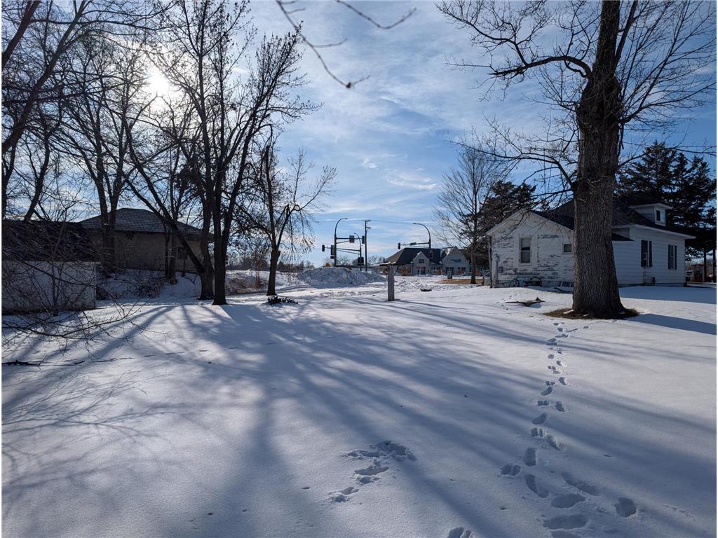 617 E Highway 12 Litchfield MN 55355 7006081 image9