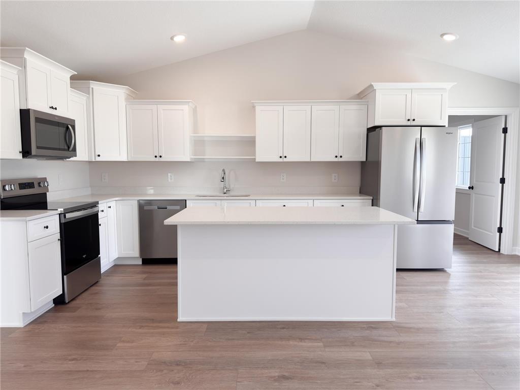 617 Field Point Street Roberts WI 54023 6816428 image2