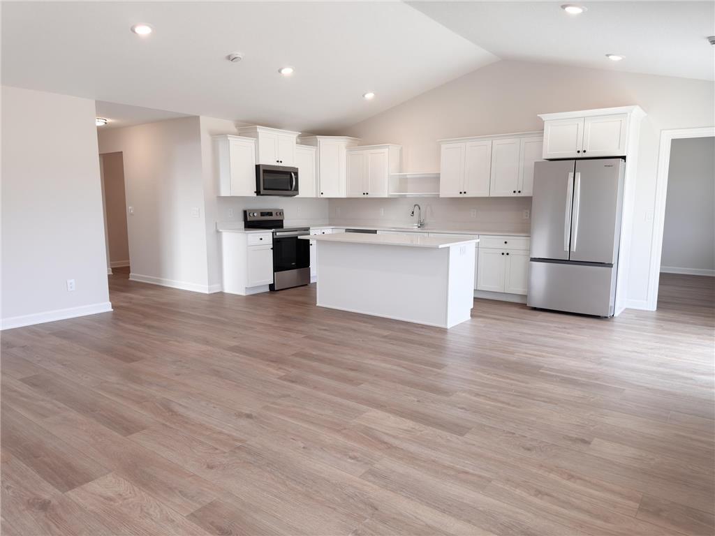 617 Field Point Street Roberts WI 54023 6816428 image3