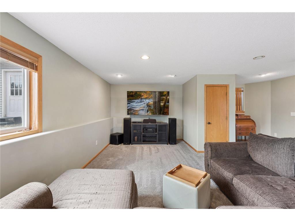 617 Highland Circle Blaine MN 55014 7028691 image20