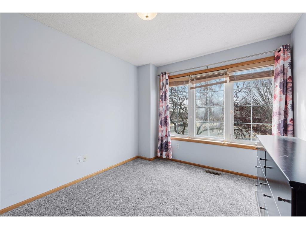 617 Highland Circle Blaine MN 55014 7028691 image34