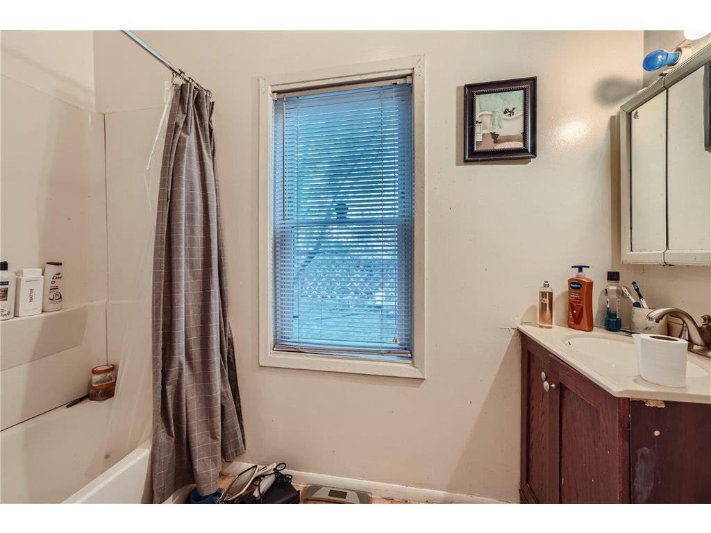 617 Maryland Avenue E Saint Paul MN 55130 6819635 image4