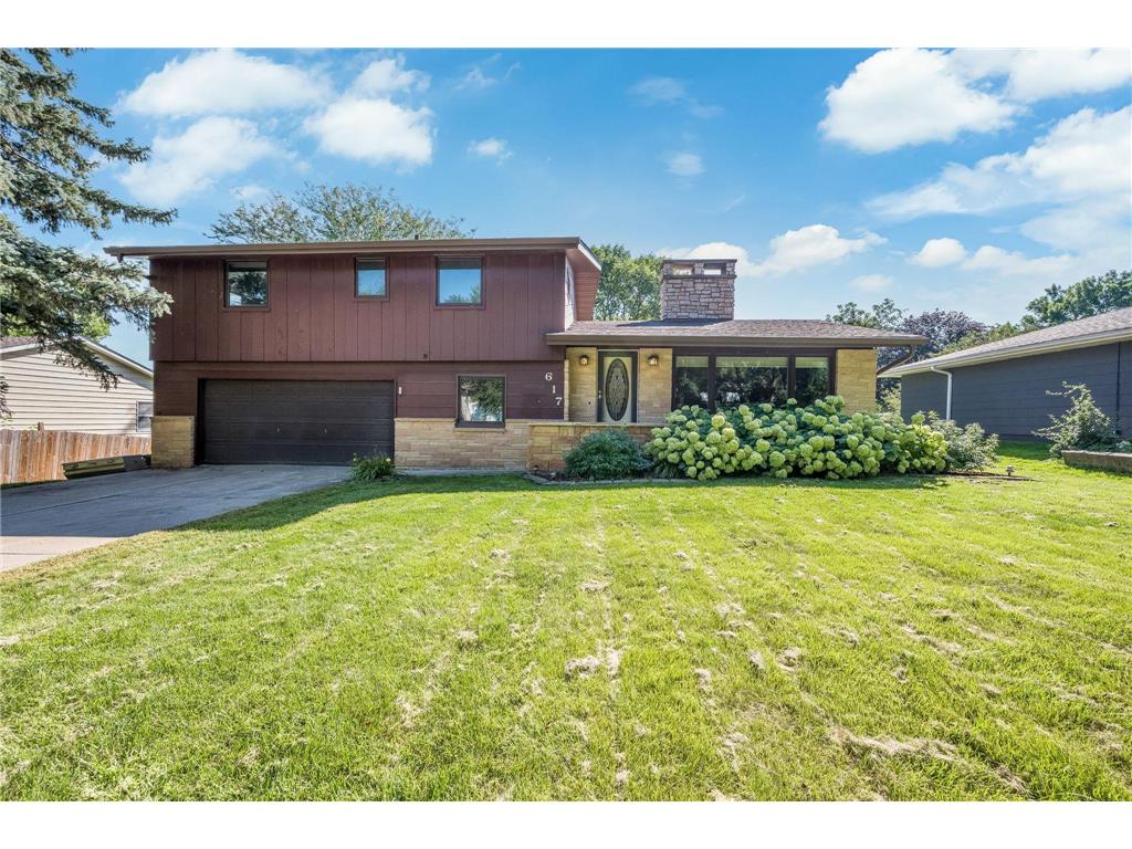 617 Olson Avenue Windom MN 56101 6780380 image1