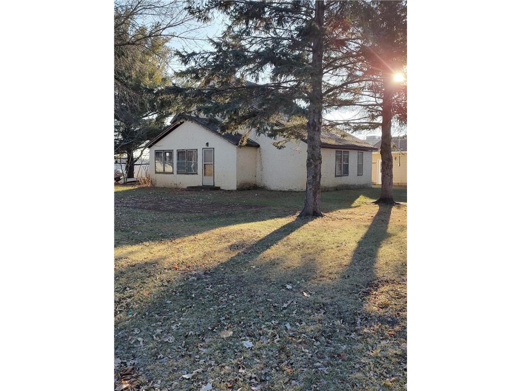 617 S Driftwood Street Royalton MN 56373 6472975 image1
