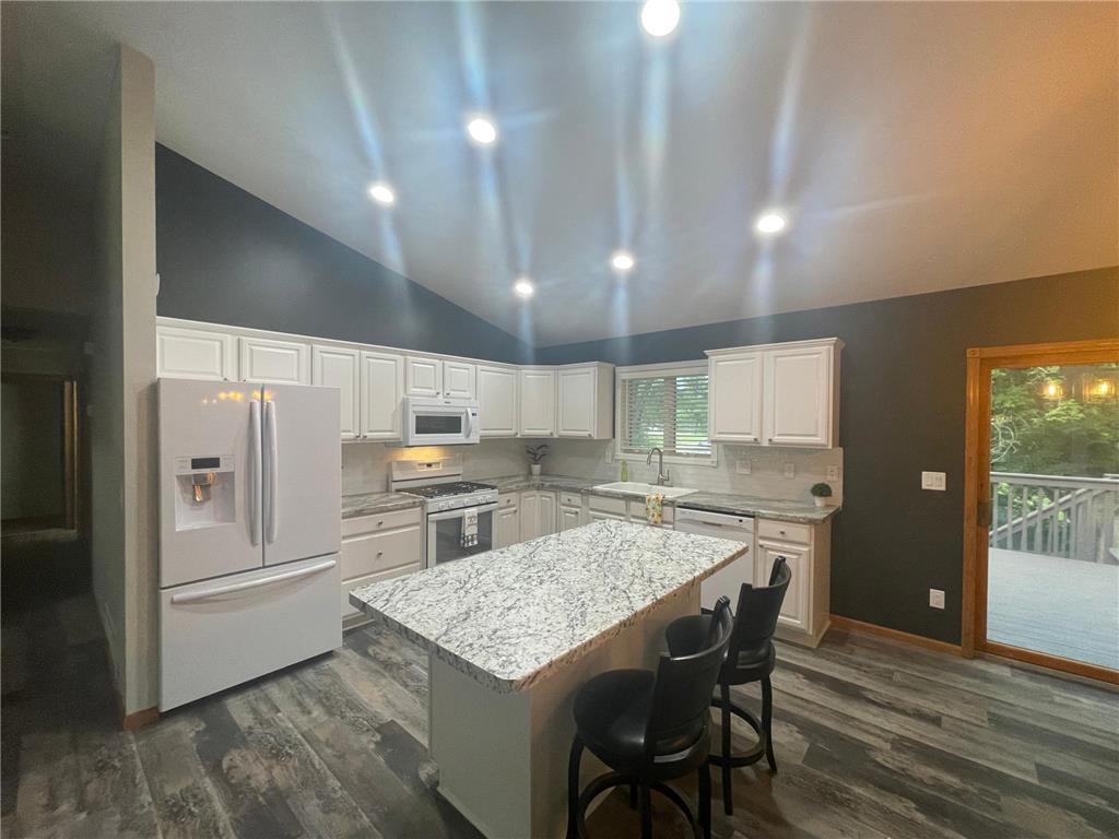 617 Western Avenue NW Faribault MN 55021 - Wells 6400660 image1