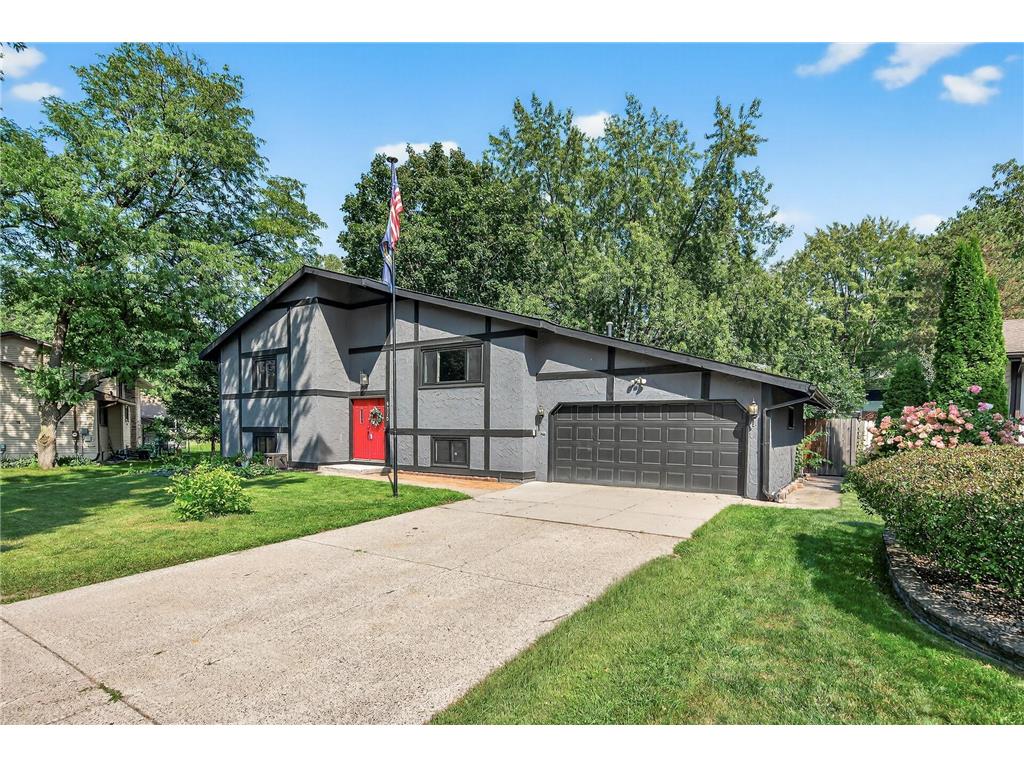 6175 Briardale Court NE Fridley MN 55432 6784143 image1