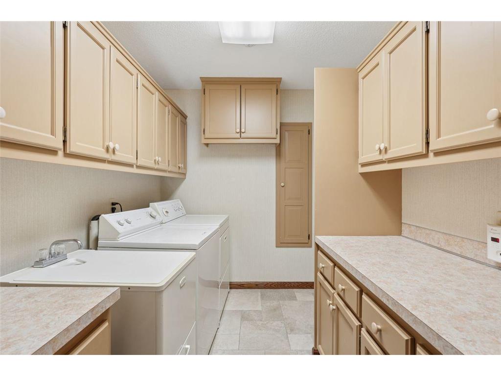 6175 Heather Place NE Fridley MN 55432 7023748 image30