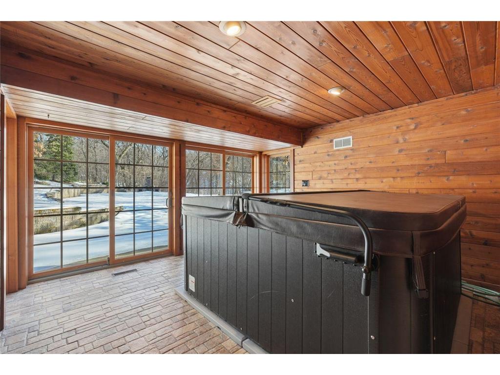 6175 Heather Place NE Fridley MN 55432 7023748 image32