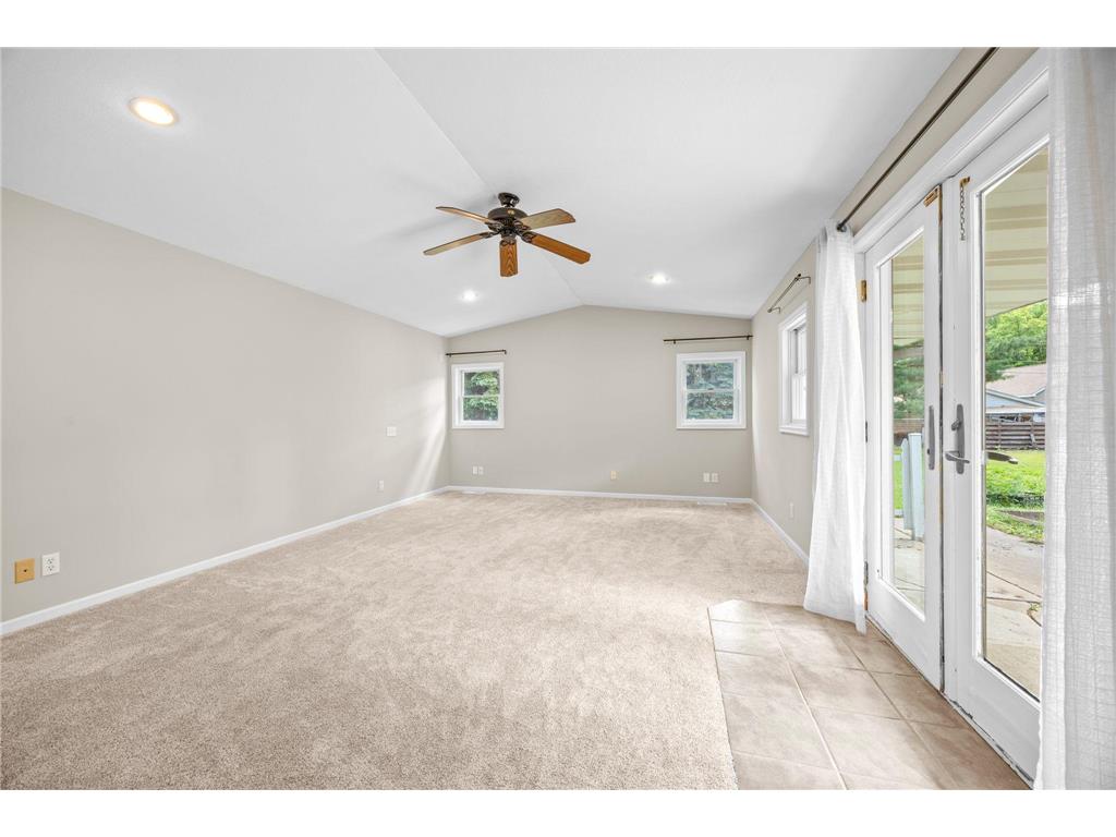 6177 Upper 48th Street N Oakdale MN 55128 7100147 image13