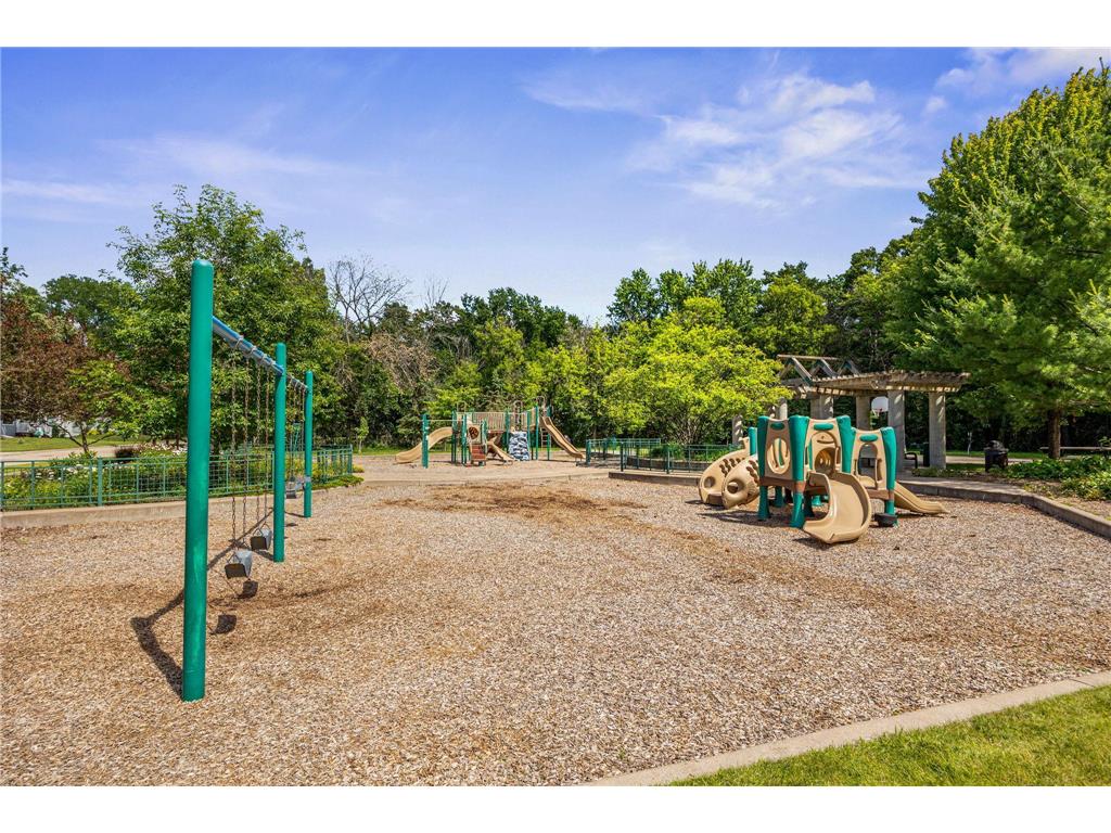 6177 Upper 48th Street N Oakdale MN 55128 7100147 image26