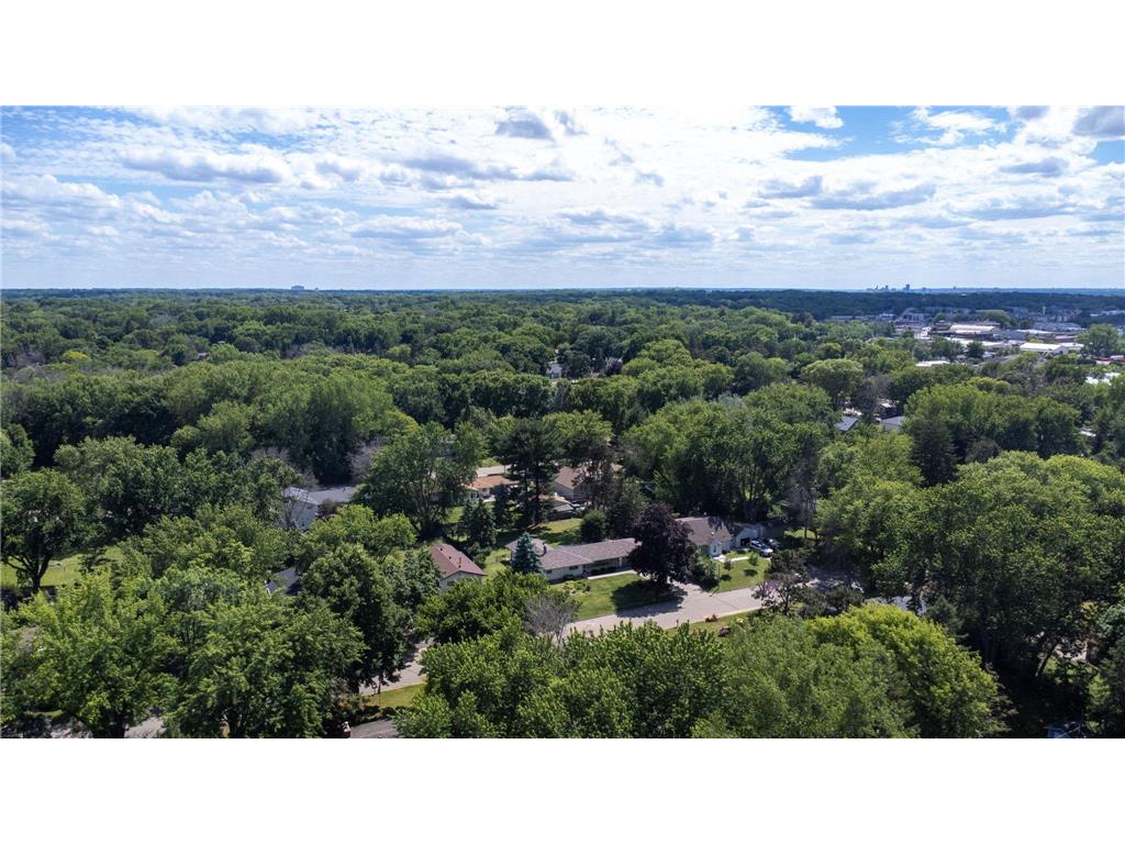 6177 Upper 48th Street N Oakdale MN 55128 7100147 image32