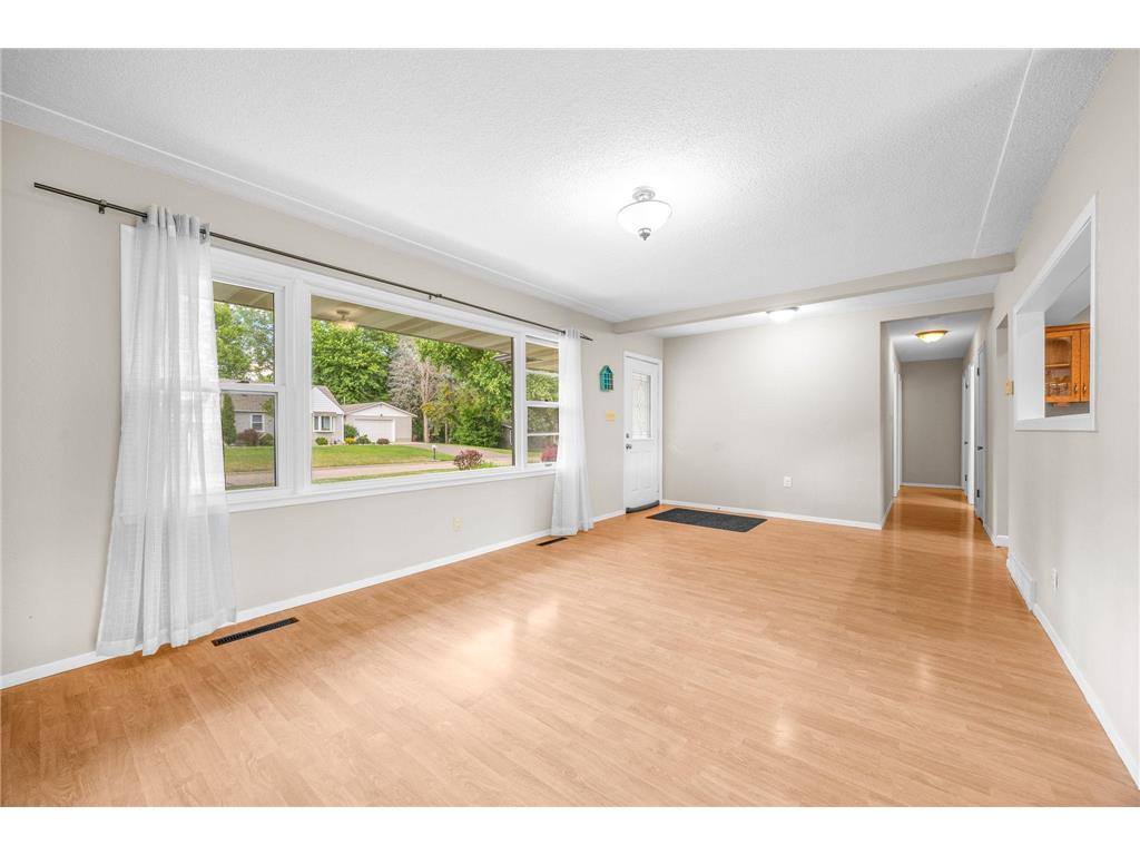 6177 Upper 48th Street N Oakdale MN 55128 7100147 image6