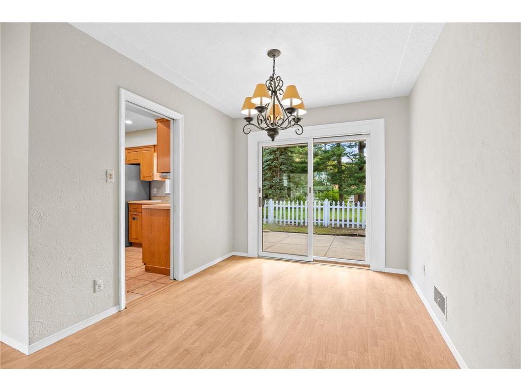 6177 Upper 48th Street N Oakdale MN 55128 7100147 image8