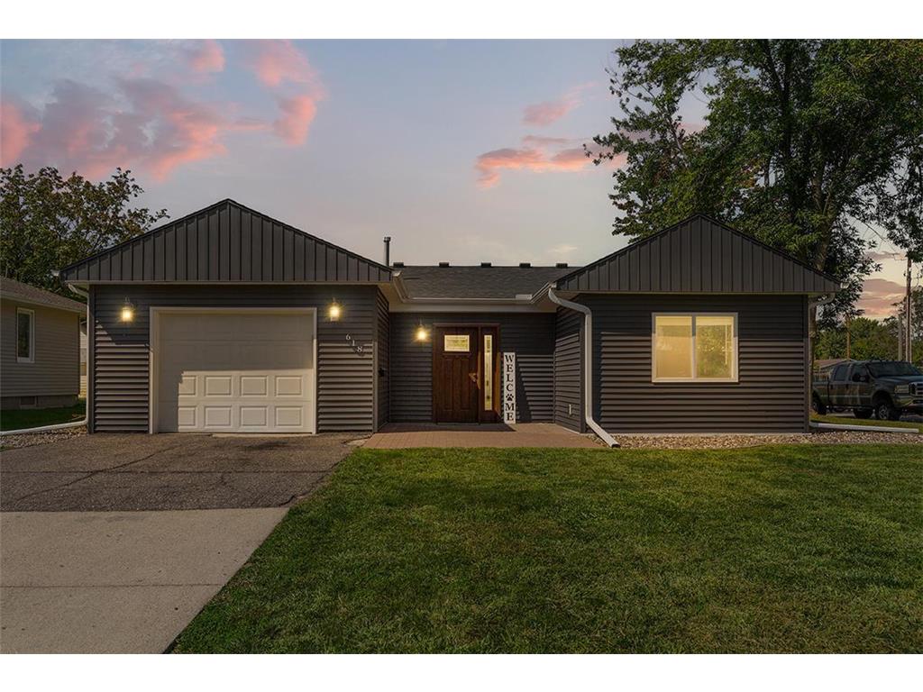 618 4th Street NE Montgomery MN 56069 6596830 image1