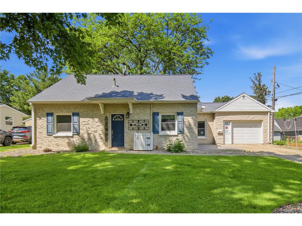 618 E University Street Owatonna MN 55060 7084407 image1